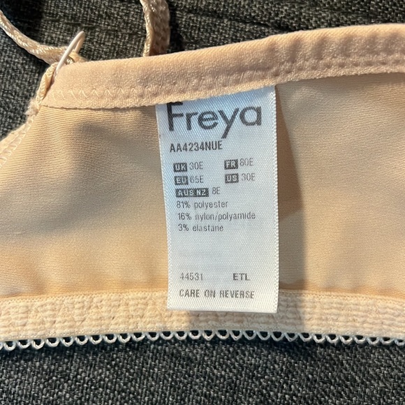 Freya Deco mounded bra - Picture 3 of 4